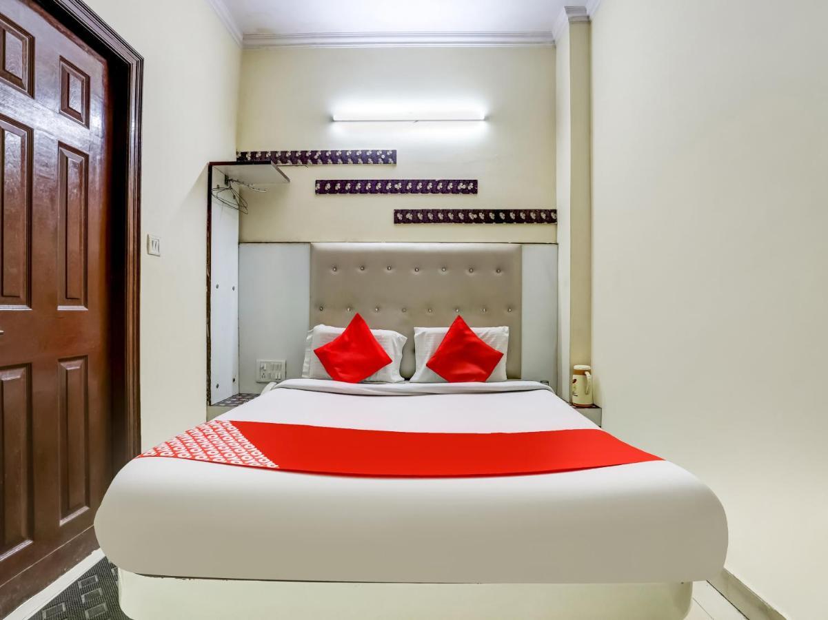 Oyo 75948 Hotel Tushar Continental New Delhi Exterior foto